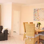Apartamento Elisabethstrasse 2, W13