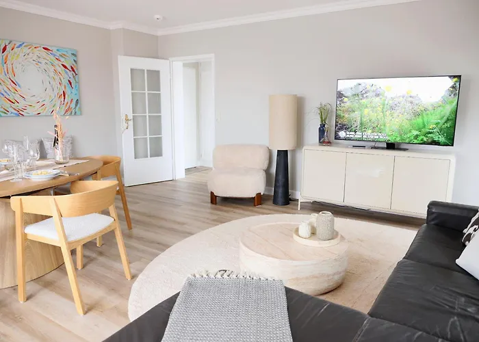 Elisabethstrasse 2, W13 Appartement *