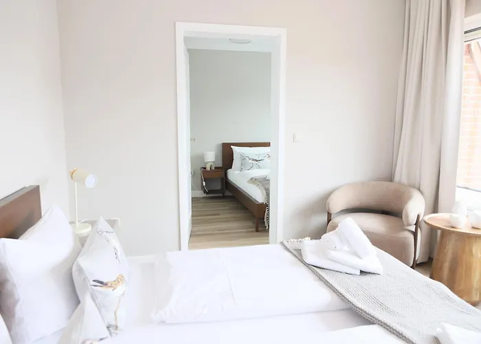 Appartement Elisabethstrasse 2, W13 *